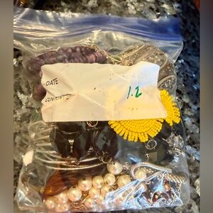 Mixed jewelry craft wearable lot approx 1.2 lbs